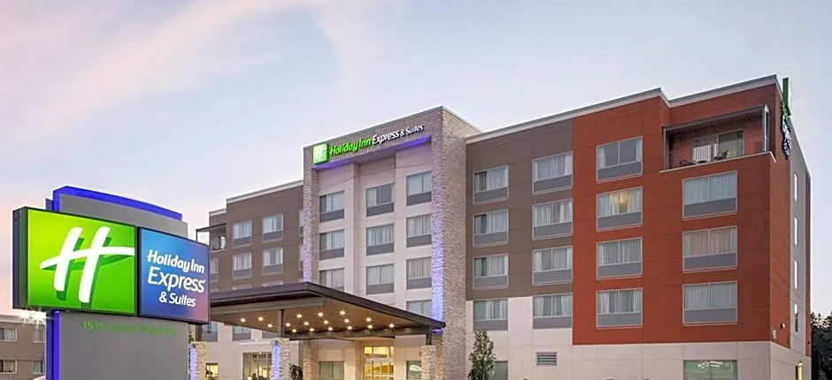 Holiday Inn Express & Suites Sandusky By IHG