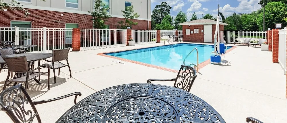 Holiday Inn Express & Suites Baton Rouge East, an IHG Hotel