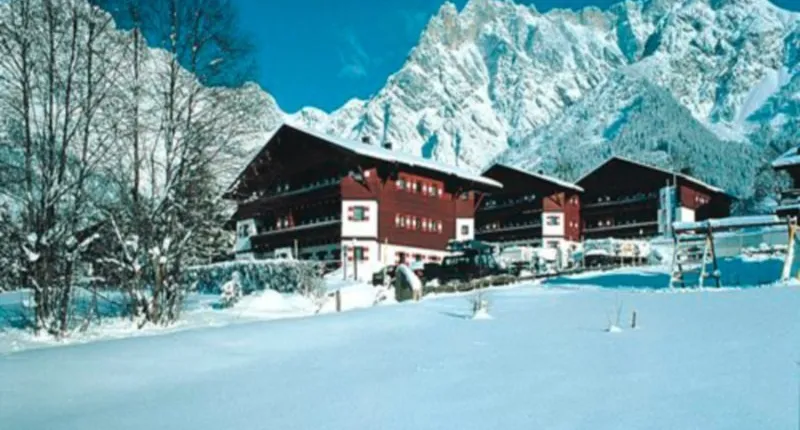 Marco Polo Club