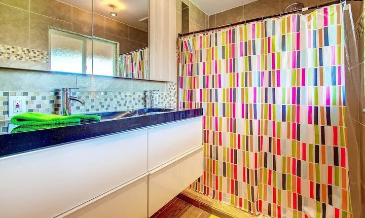 PX006 4 Bedroom Apartment by Senstay