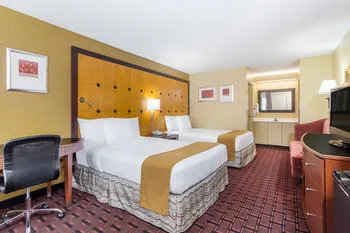 Baymont Inn and Suites Pensacola
