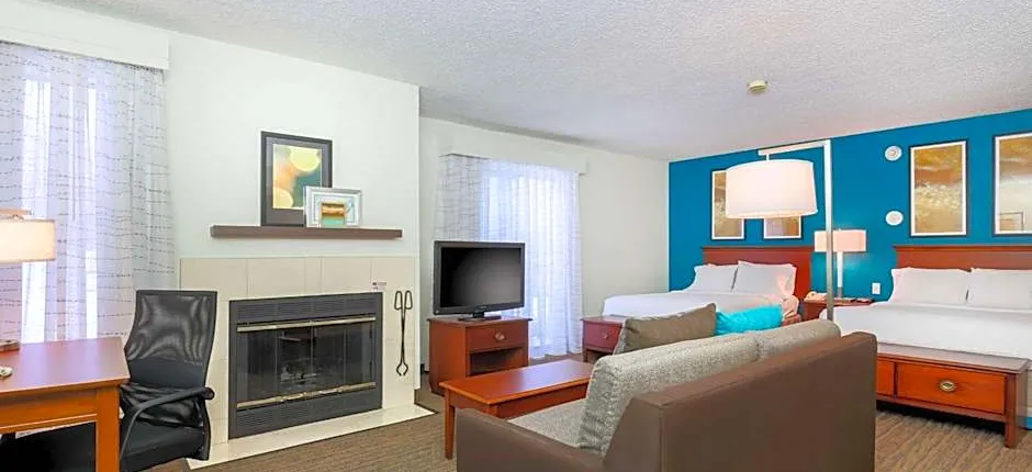 Hawthorn Suites by Wyndham Tinton Falls