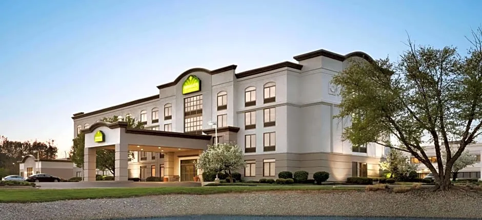 Wingate by Wyndham Cincinnati/Blue Ash