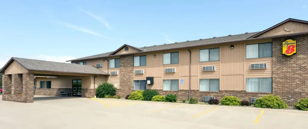 Super 8 By Wyndham Dewitt