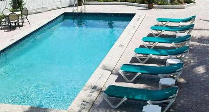 Tropic Cay Beach Resort