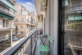 2BRCozy Urban Retreat Exarchia, Athens