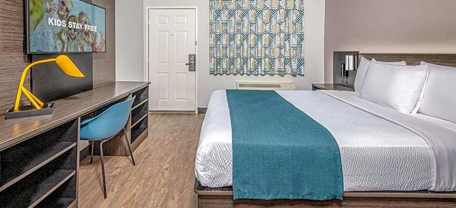 Motel 6-Euless, TX - Dallas