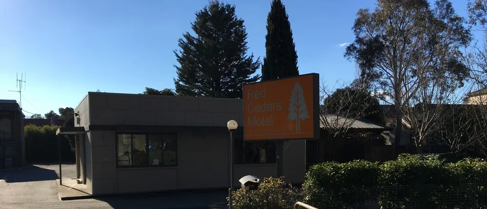 Red Cedars Motel