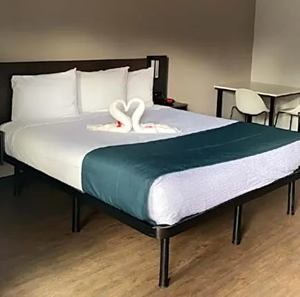 Studio 6 Corona, CA West