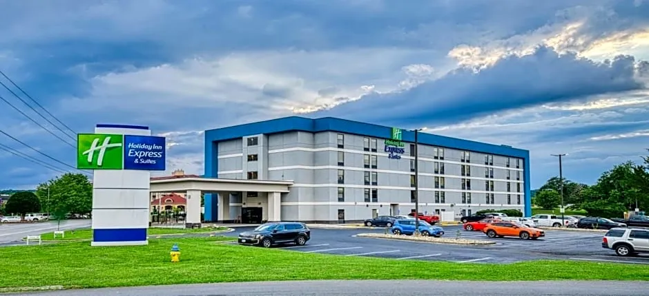 Holiday Inn Express Hotel & Suites Pigeon Forge by IHG