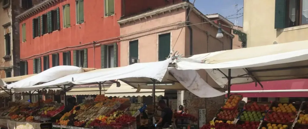 TINTORETTO 1 CON TERRAZZA SOPRA IL TETTO, 3 bagni, 3 grandi camere da letto, SUPER NUOVO