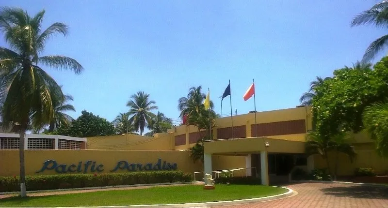 PACIFIC PARADISE