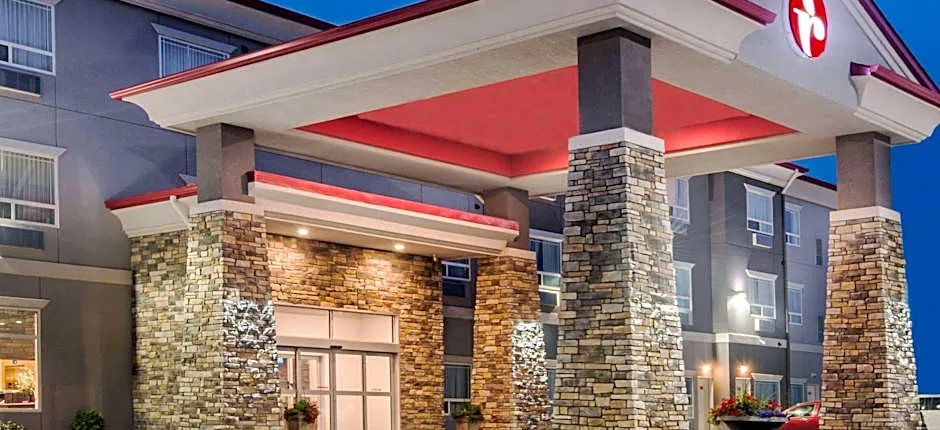 Ramada by Wyndham Moose Jaw