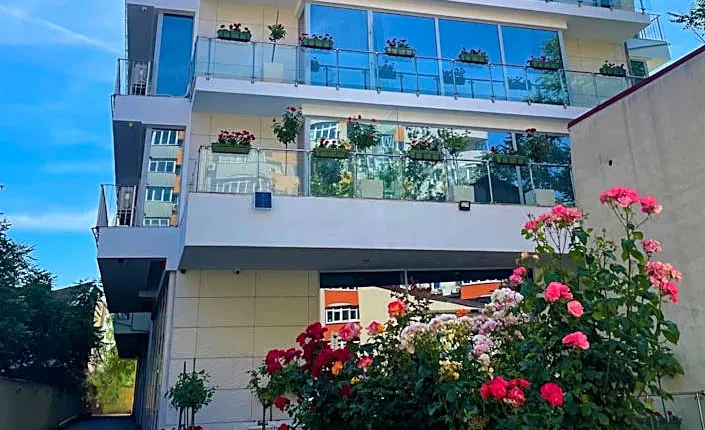 Marshal Garden Hotel