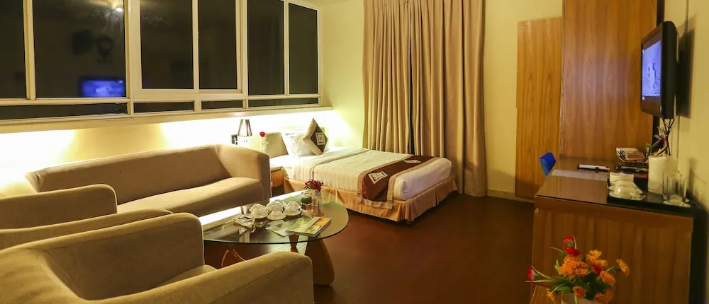 A25 Hotel - 12 Ngo Sy Lien