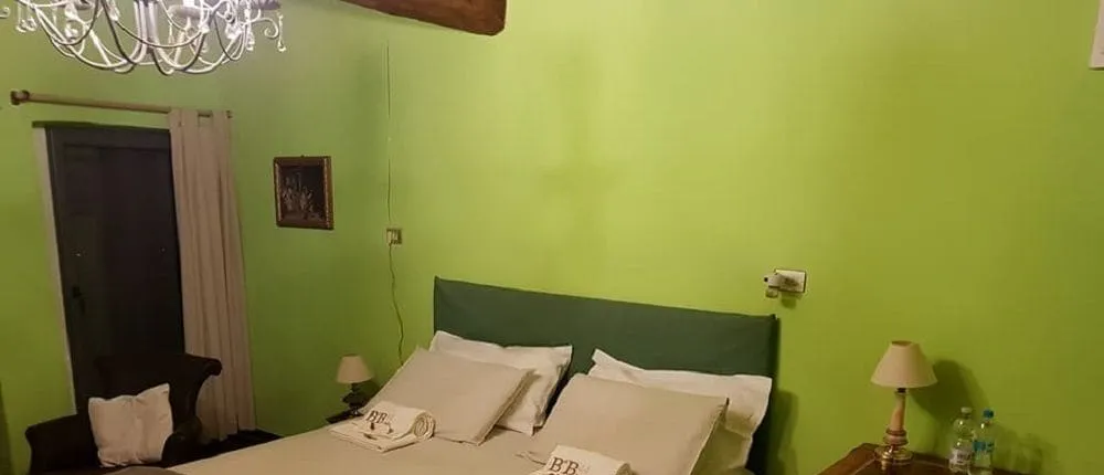 B&B 44