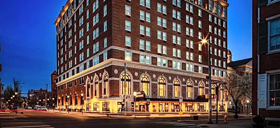 The Yorktowne Hotel, Tapestry Collection by Hilton