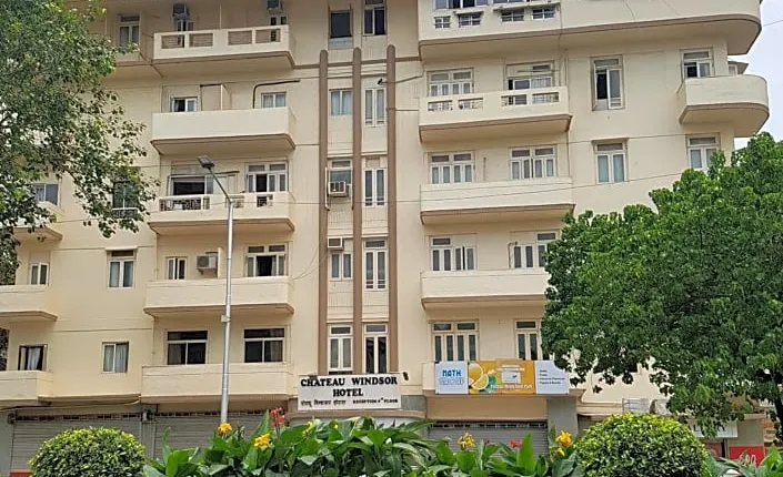 Chateau Windsor Hotel - Marine Drive