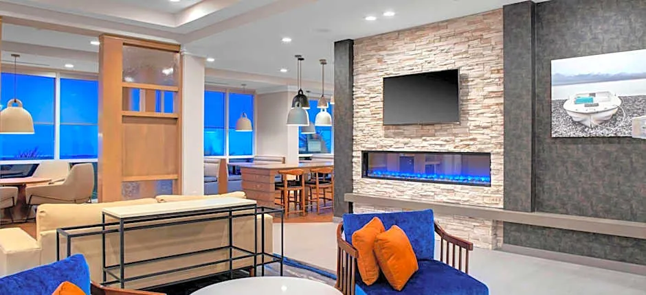 Fairfield Inn & Suites by Marriott Virginia Beach Oceanfront