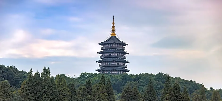 Jilong Hotel Apartment (Hangzhou Baolong)