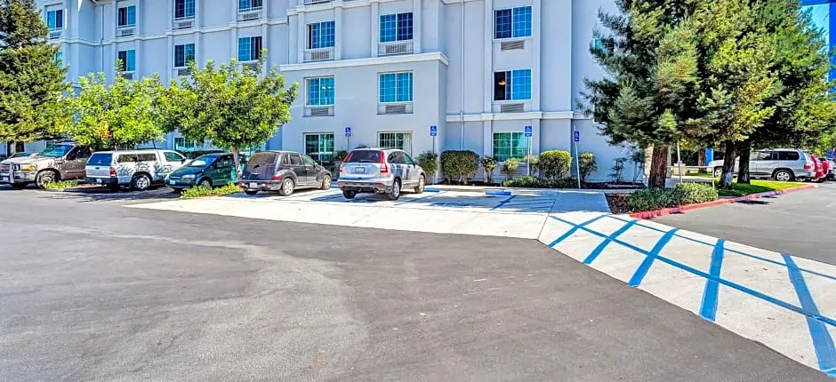 Motel 6 San Francisco - Redwood City