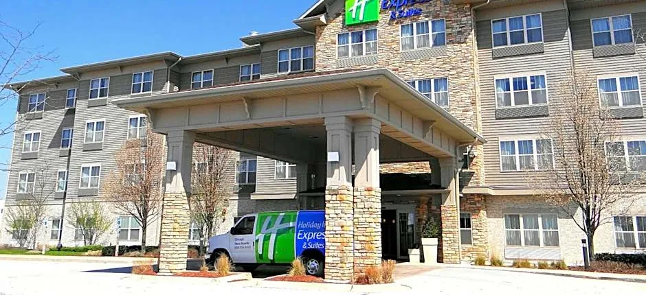 Holiday Inn Express & Suites Chicago West-Roselle By IHG