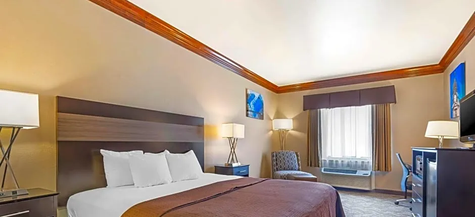 Best Western Fort Worth Inn & Suites