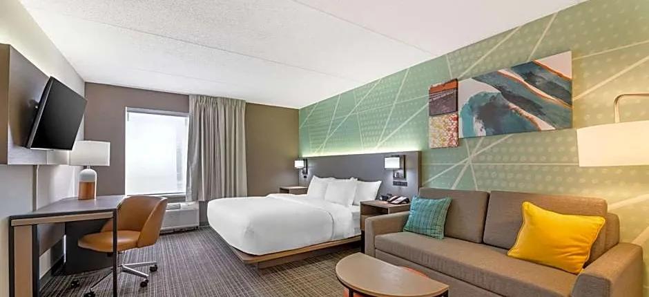 Comfort Inn & Suites Madison East - Monona
