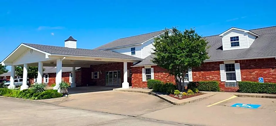 Candlelight Inn Suites Hwy 69 near McAlester