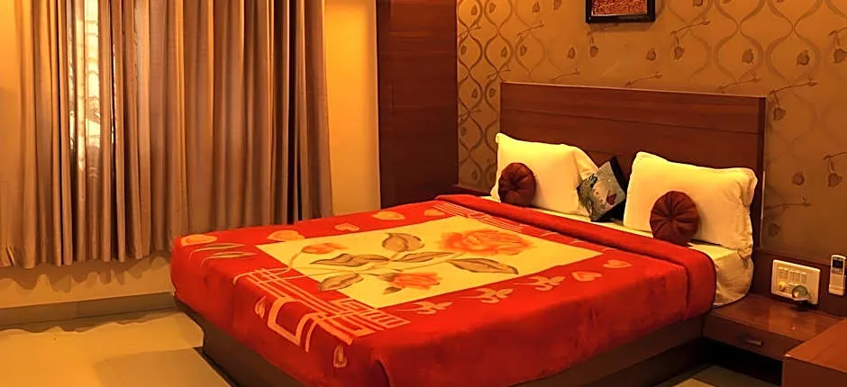 Hotel Shri Khedapati International
