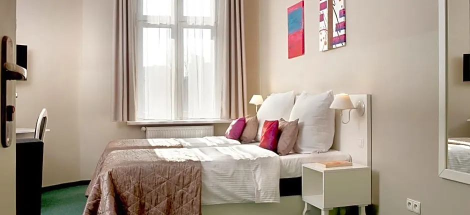 Leone Aparthotel