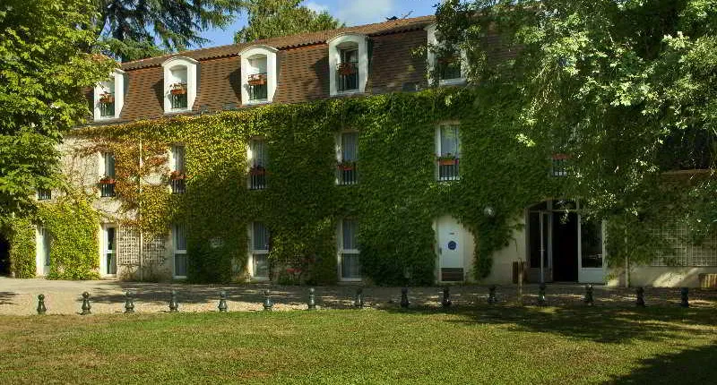 Château des Reynats