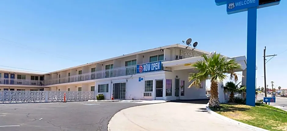 Motel 6-Barstow, CA - Route 66