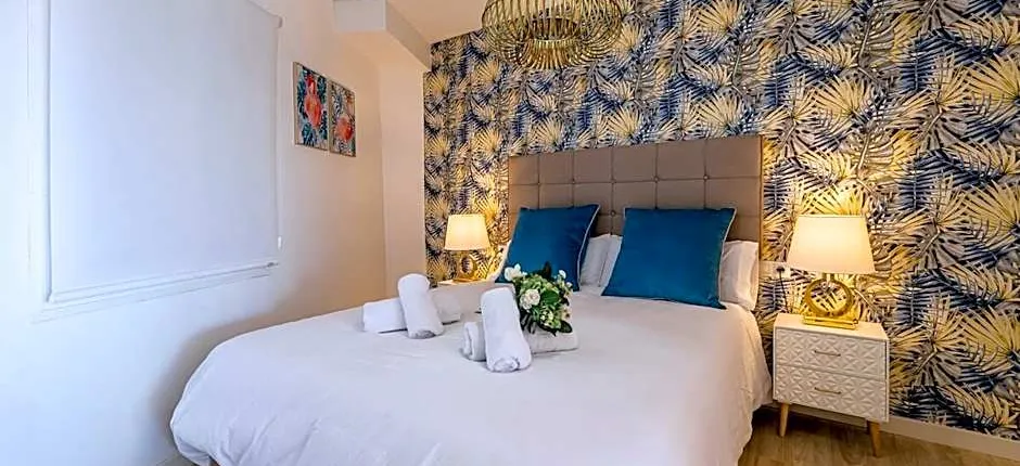 SPECTACULAR SEA VIEW 21