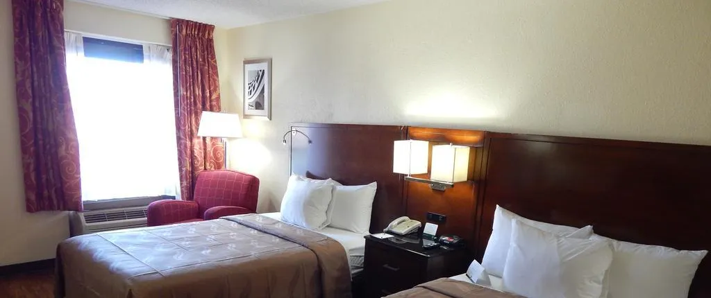 Econo Lodge Naval Station Norfolk