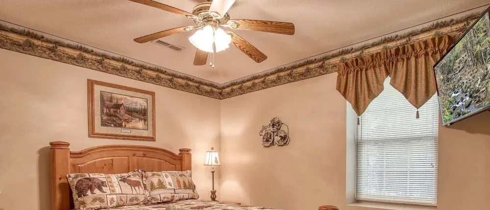 Bluebird's Song by HoneyBearCabins