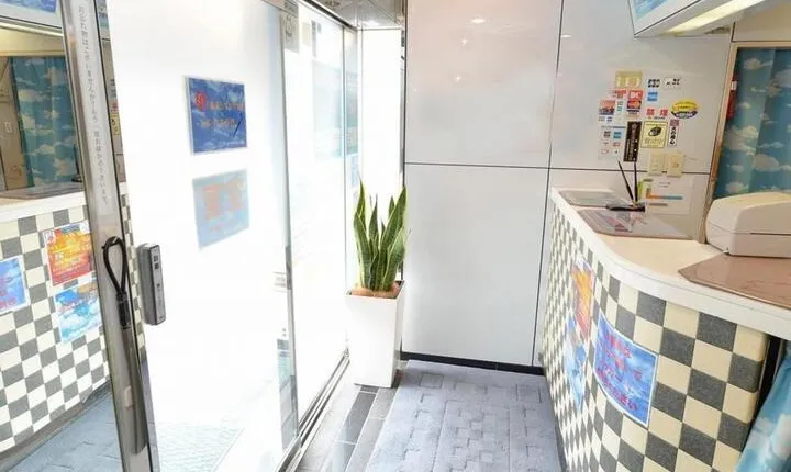 Capsule Inn Shimbashi Men Only