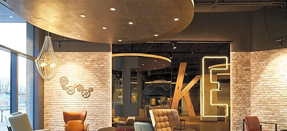 Hotel Indigo Berlin East Side Gallery By IHG