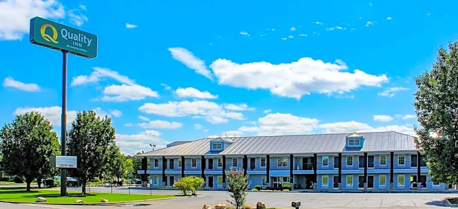 Quality Inn Scottsboro US/72-Lake Guntersville Area