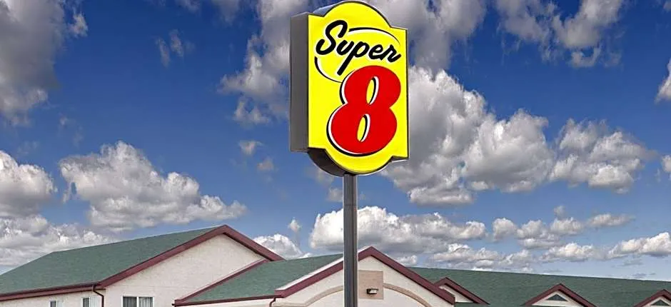 Super 8 by Wyndham Kindersley