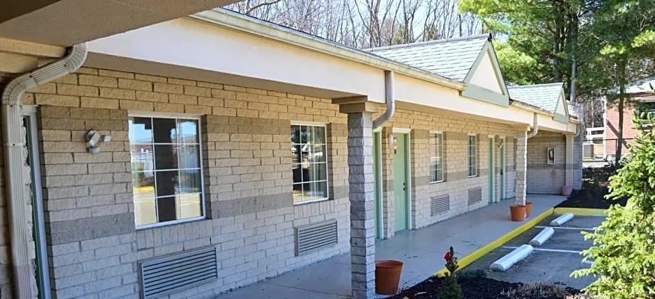 Economy Inn Cuyahoga Falls