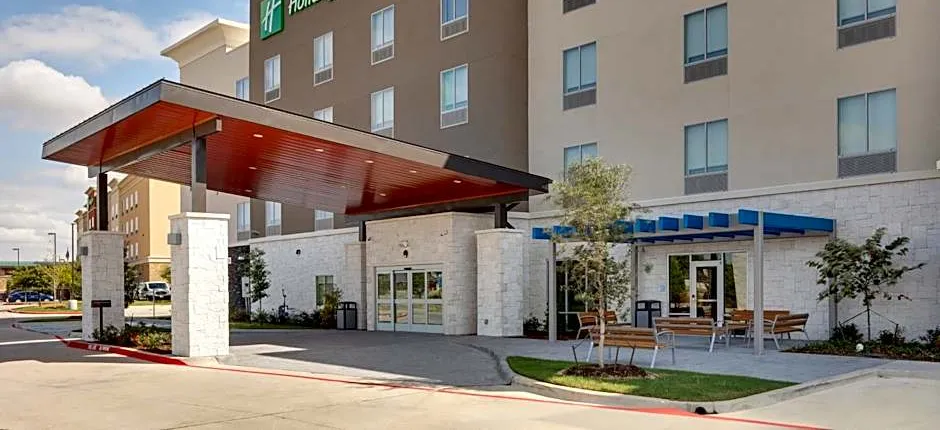 Holiday Inn Express And Suites Plano - The Colony By IHG
