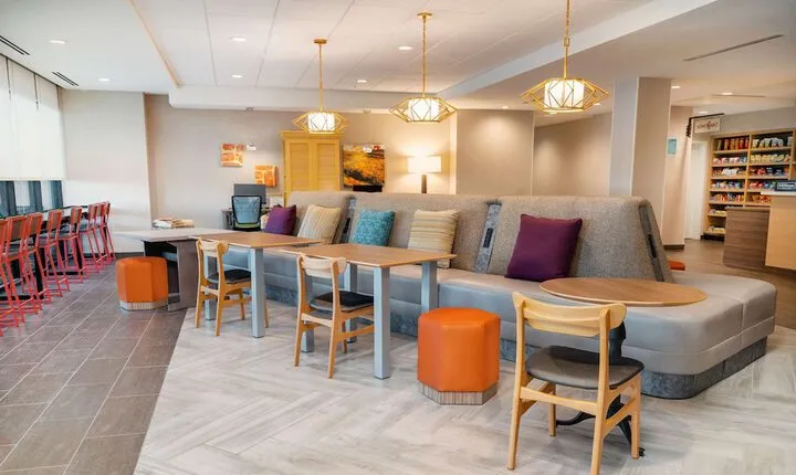 Home2 Suites by Hilton Corona