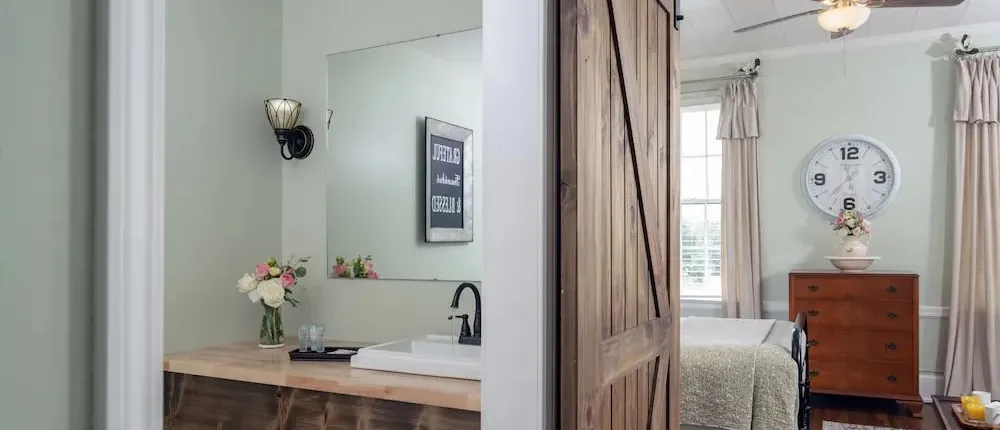 Magnolia Manor and Chapel