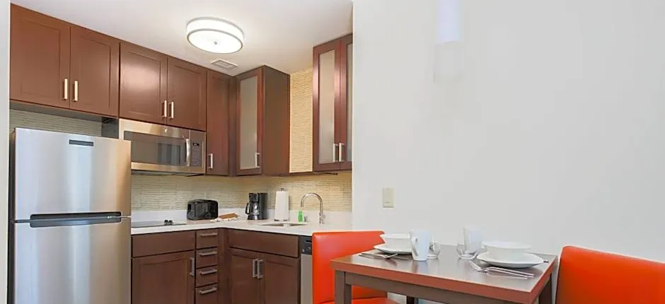 Residence Inn by Marriott San Jose Airport