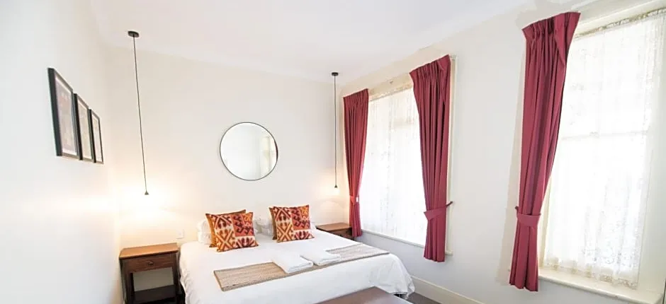 Bentley's Hotel