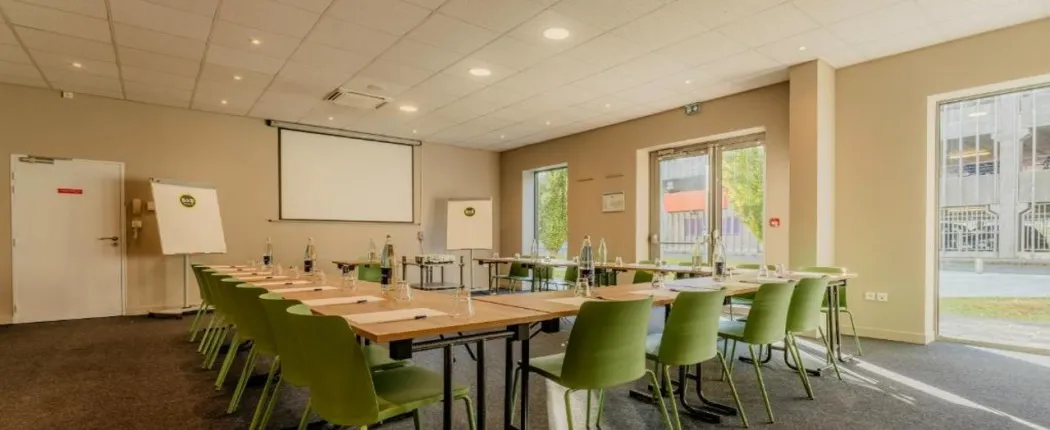 B&B HOTEL Maubeuge Gare