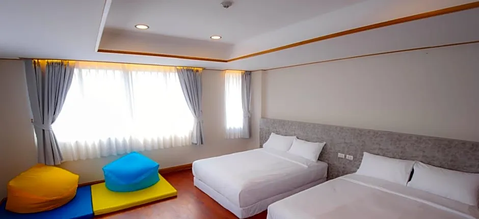 Glur Central Pratunam