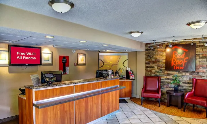 Red Roof Inn Pensacola I-10 at Davis Highway