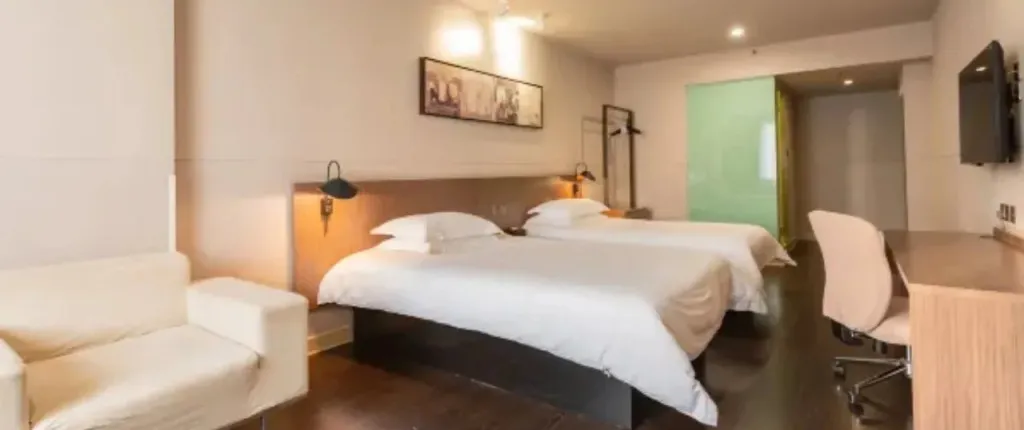 Jinjiang Inn Select Wuhan International Expo Center Maying Road Metro Station